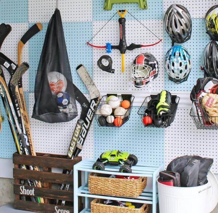 organizing sports equipments