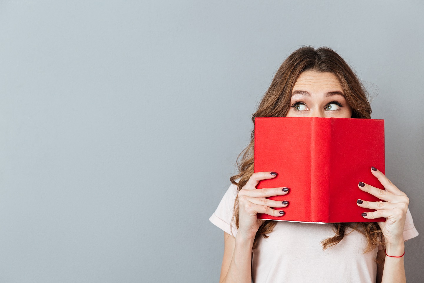 girl reading