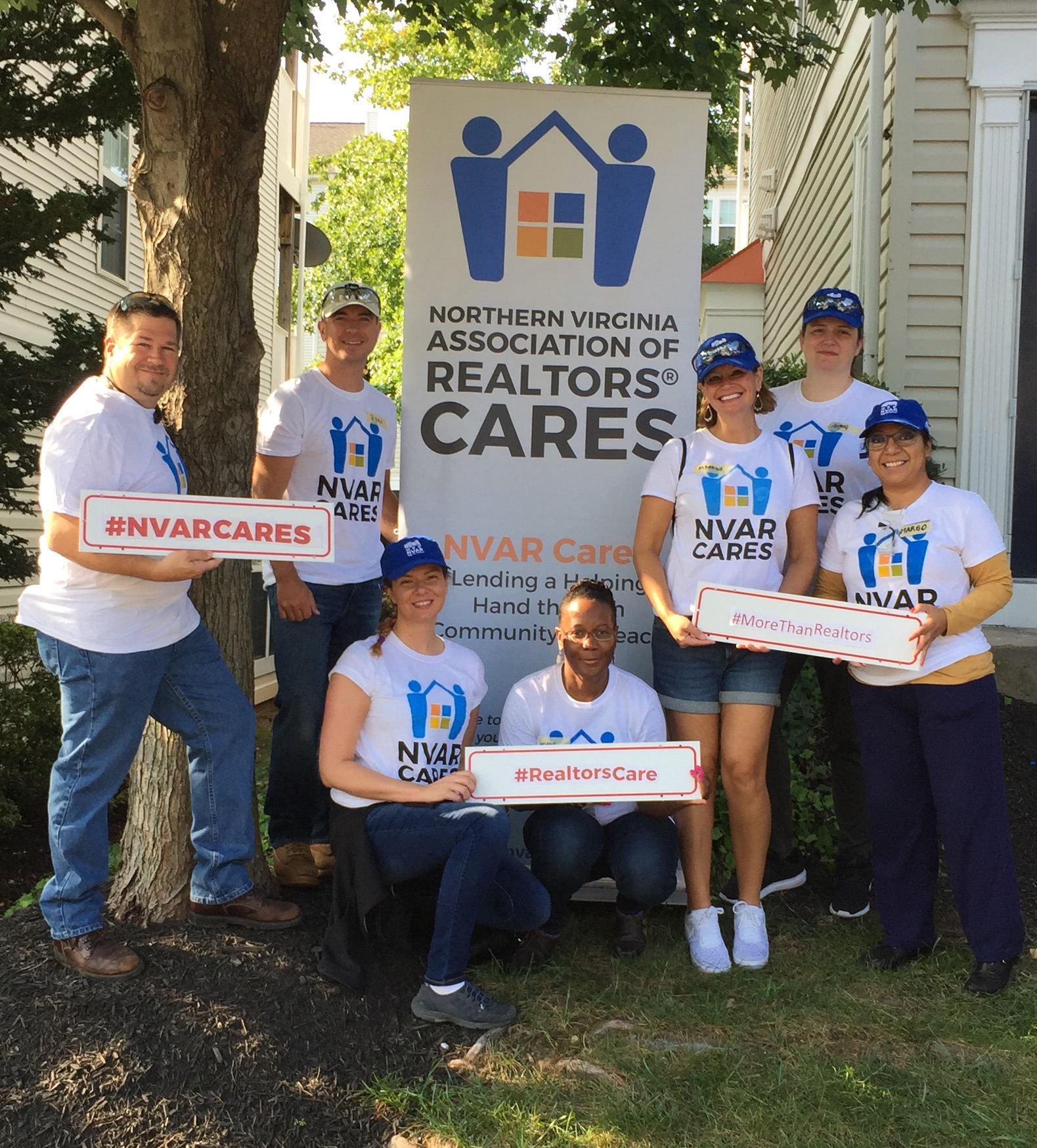 cares-build day-group photo1