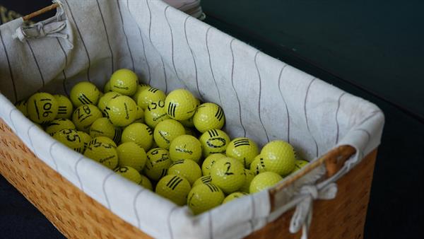 golf balls golf balls