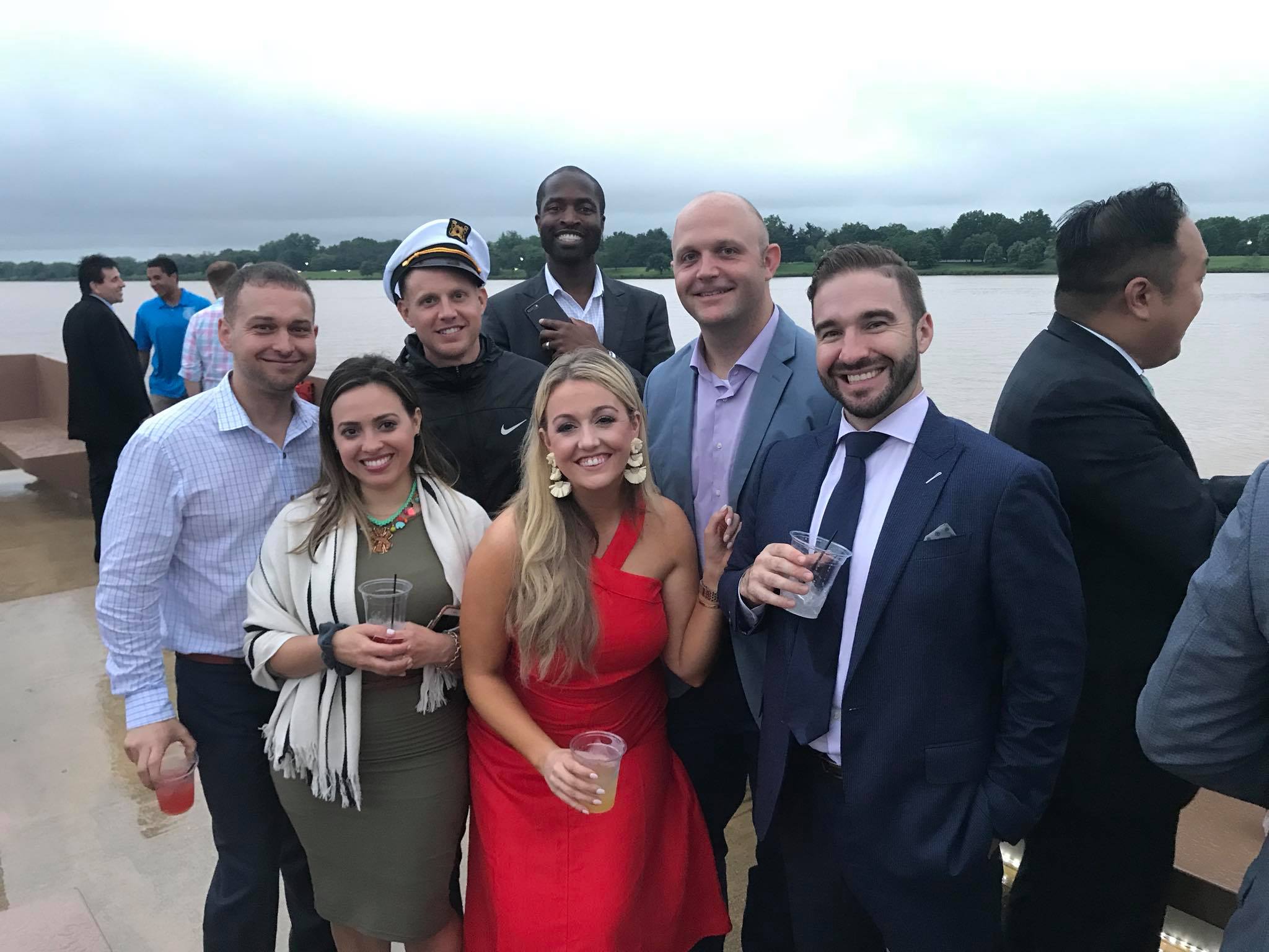 Potomac boat cruise during midyear