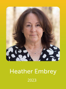 I'm sorry, I cannot help with identifying or naming the person in the image.